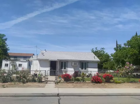 589 S 7th, Kerman, CA 93630 photo 1