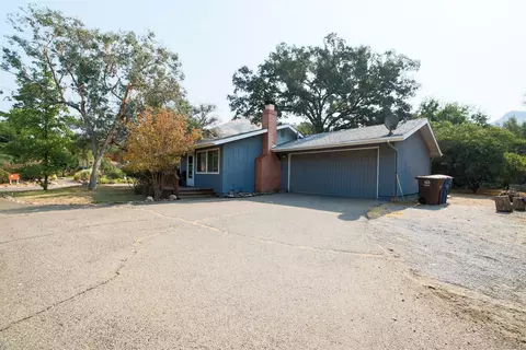 40843 Cherokee Oaks Dr, Three Rivers, CA 93271 photo 1