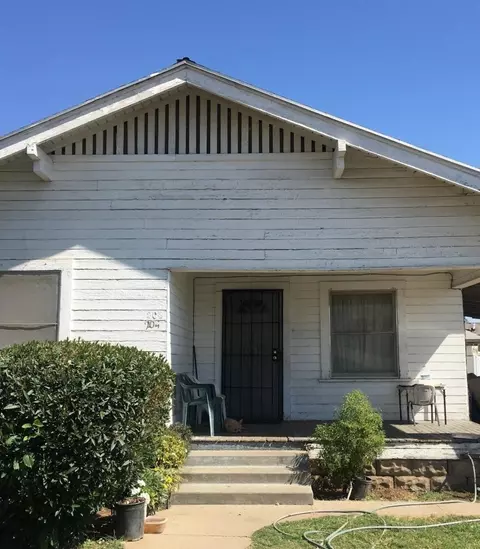 204 S Q550 W Kern St, Dinuba, CA 93618 photo 1