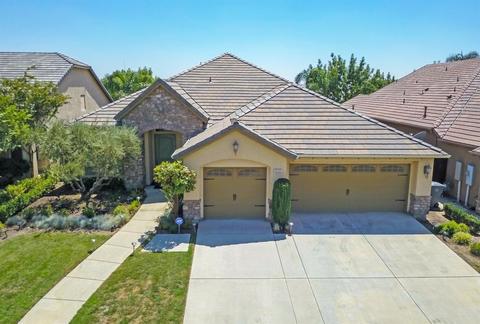 3454 Prescott Ave, Clovis, CA 93619 photo 1