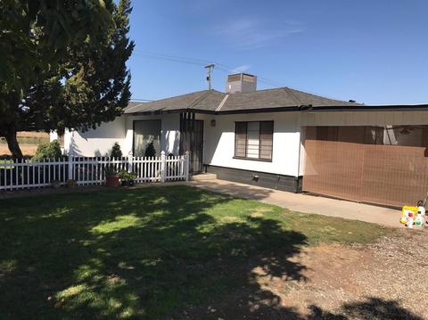6030 E Springfield Ave, Fowler, CA 93625 photo 1