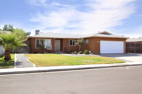 1614 San Gabriel Ave, Clovis, CA 93611 photo 1