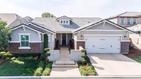 1678 N Piccadilly Ln, Clovis, CA 93619 photo 1