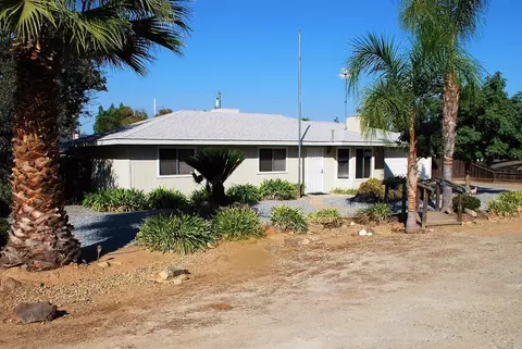 18418 Regal Dr, Madera, CA 93638 photo 1
