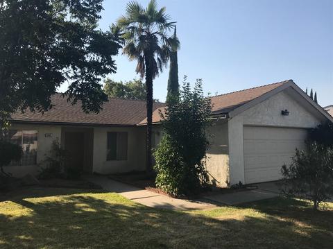 608 N Granada Dr, Madera, CA 93637 photo 1