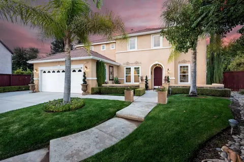 11086 E Le Conte Pass Ct, Clovis, CA 93619 photo 1