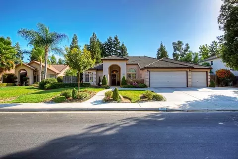 724 W Chennault Ave, Clovis, CA 93611 photo 1