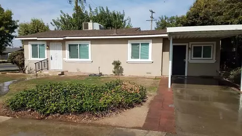 1725 E Sierra Way, Dinuba, CA 93618 photo 1