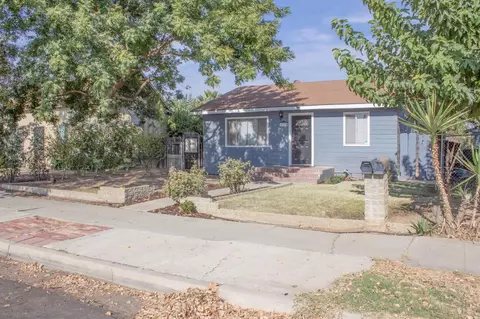 420 S M St, Dinuba, CA 93618 photo 1