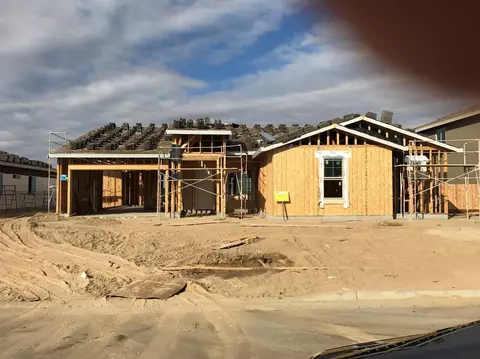 782 E Aretha, Fowler, CA 93625 photo 1