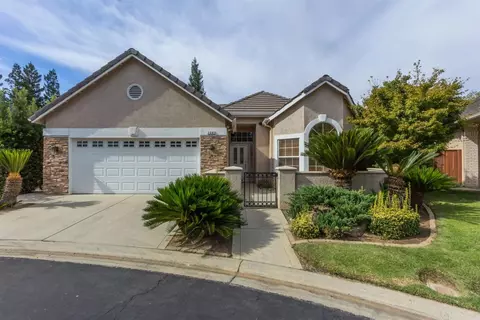 2201 Dawson Cove Ln, Clovis, CA 93611 photo 1