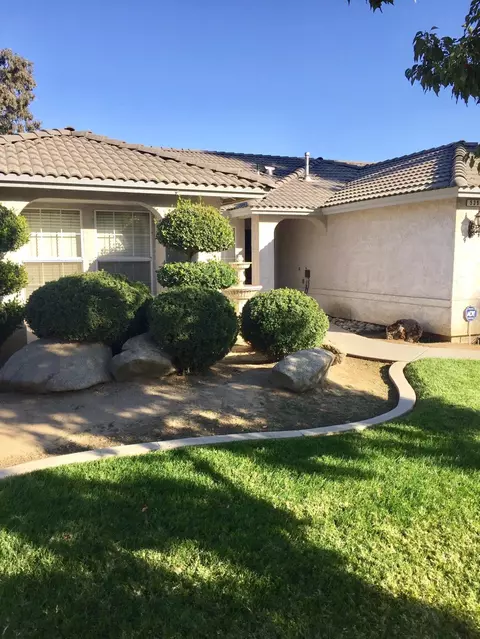 539 Chablis Ave, Madera, CA 93637 photo 1