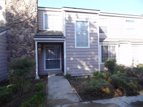1479 Mayflower Way, Clovis, CA 93612 photo 1