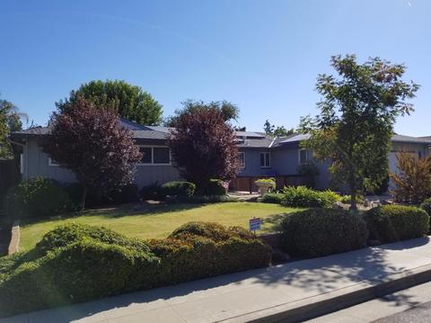 1553 Laverne Ave, Clovis, CA 93611 photo 1
