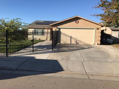 12752 W D, Biola, CA 93606 photo 1