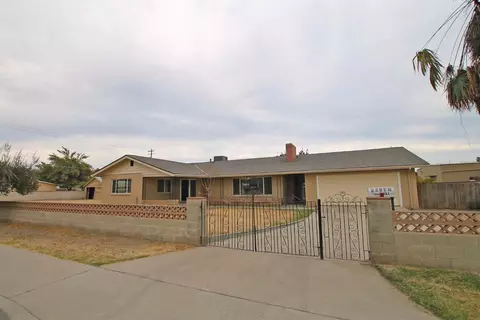 610 Hill St, Lemoore, CA 93245 photo 1
