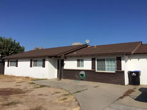 25533 Rexford Dr, Madera, CA 93638 photo 1