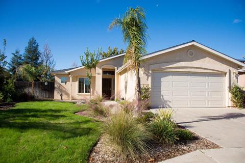 2136 Williams Ave, Clovis, CA 93611 photo 1