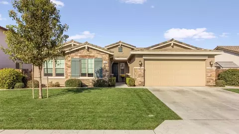 982 E Heidi Ave, Fowler, CA 93625 photo 1