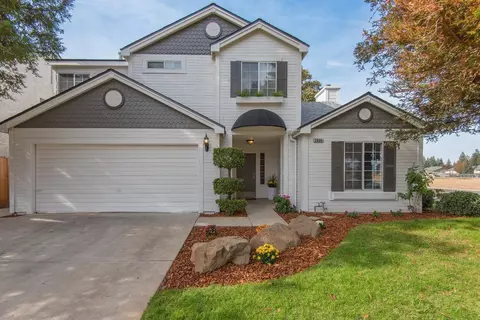 2094 Pepper Tree Ln, Madera, CA 93637 photo 1