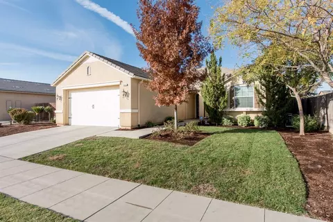 3161 Buckingham Ave, Clovis, CA 93619 photo 1