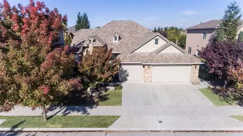 1131 Prescott Ave, Clovis, CA 93619 photo 1