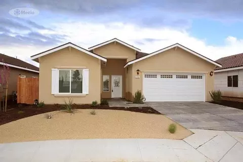 719 Riverside Ct, Madera, CA 93638 photo 1