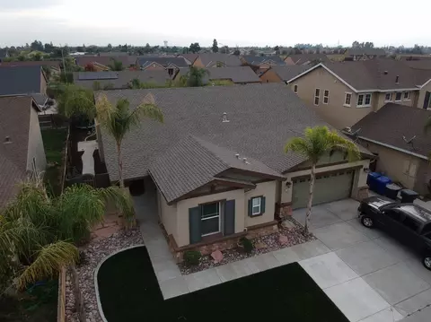 1096 Aster Ct, Dinuba, CA 93618 photo 1