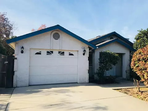 230 Sunset Ave, Madera, CA 93637 photo 1