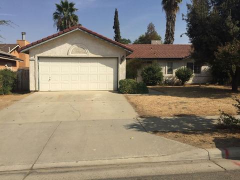 1231 Monterey St, Madera, CA 93637 photo 1