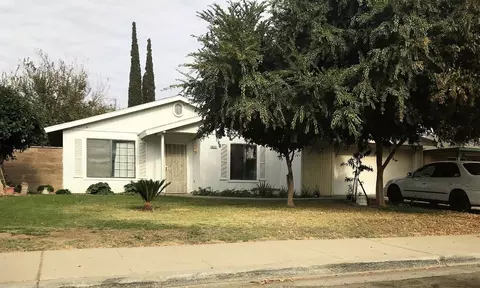28121 Lada Ave, Madera, CA 93638 photo 1