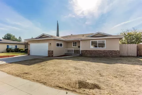 650 W Ashcroft Ave, Clovis, CA 93612 photo 1