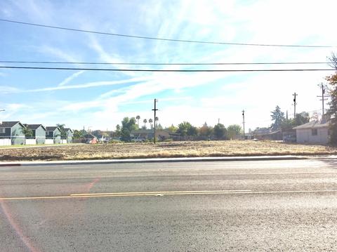 901 Annadale Ave, Sanger, CA 93657 photo 1