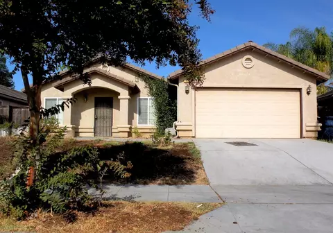 1535 Lacreta Ave, Madera, CA 93638 photo 1