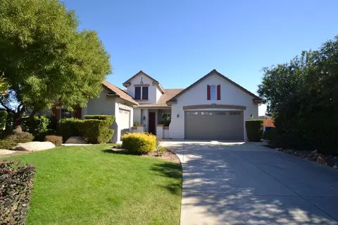 451 Hornet Ave, Clovis, CA 93611 photo 1