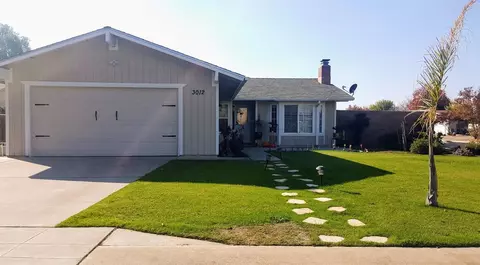 3012 Stanford Ave, Clovis, CA 93611 photo 1