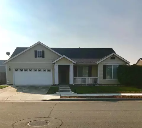 2847 Moir Ave, Sanger, CA 93657 photo 1