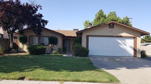 3855 E Hampton Way, Fresno, CA 93726 photo 1