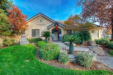 577 W Athens Ave, Clovis, CA 93611 photo 1