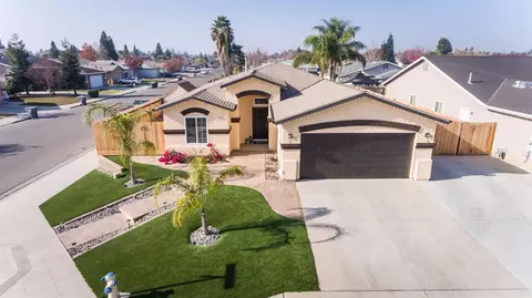 2334 Coventry Ave, Clovis, CA 93611 photo 1
