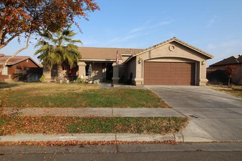 1437 Lacreta Ave, Madera, CA 93638 photo 1