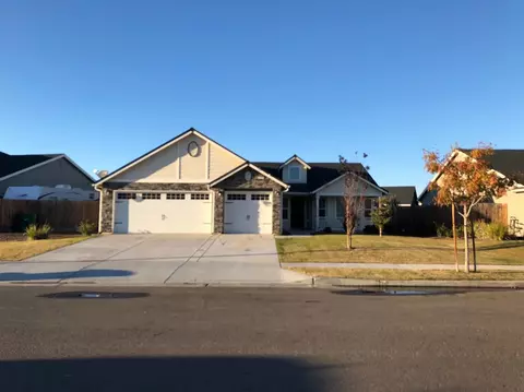 2834 Tamarack Ave, Sanger, CA 93657 photo 1