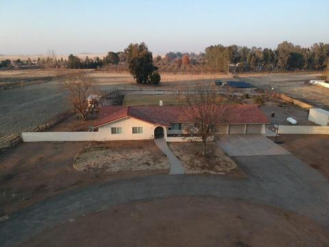 5770 E Appaloosa Ave, Clovis, CA 93619 photo 1