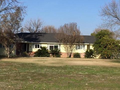 1227 N Locan Ave, Clovis, CA 93619 photo 1