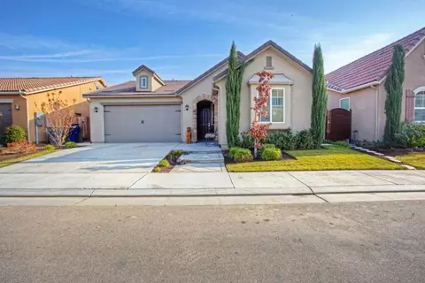 797 Maine Ave, Clovis, CA 93619 photo 1