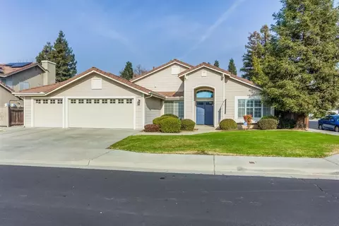 2591 Keats Ave, Clovis, CA 93611 photo 1