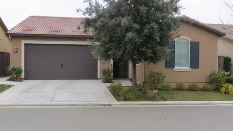 3980 Chessa Ln, Clovis, CA 93619 photo 1