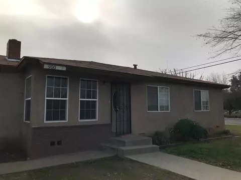 900 Wessmith Way, Madera, CA 93638 photo 1