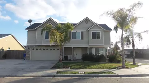 1035 Tranquility Ct, Lemoore, CA 93245 photo 1