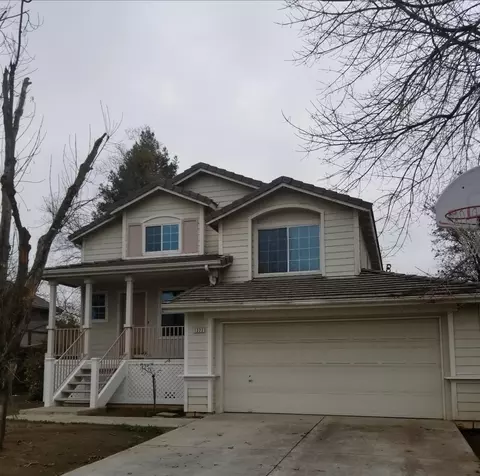 1323 Coventry Ave, Clovis, CA 93611 photo 1